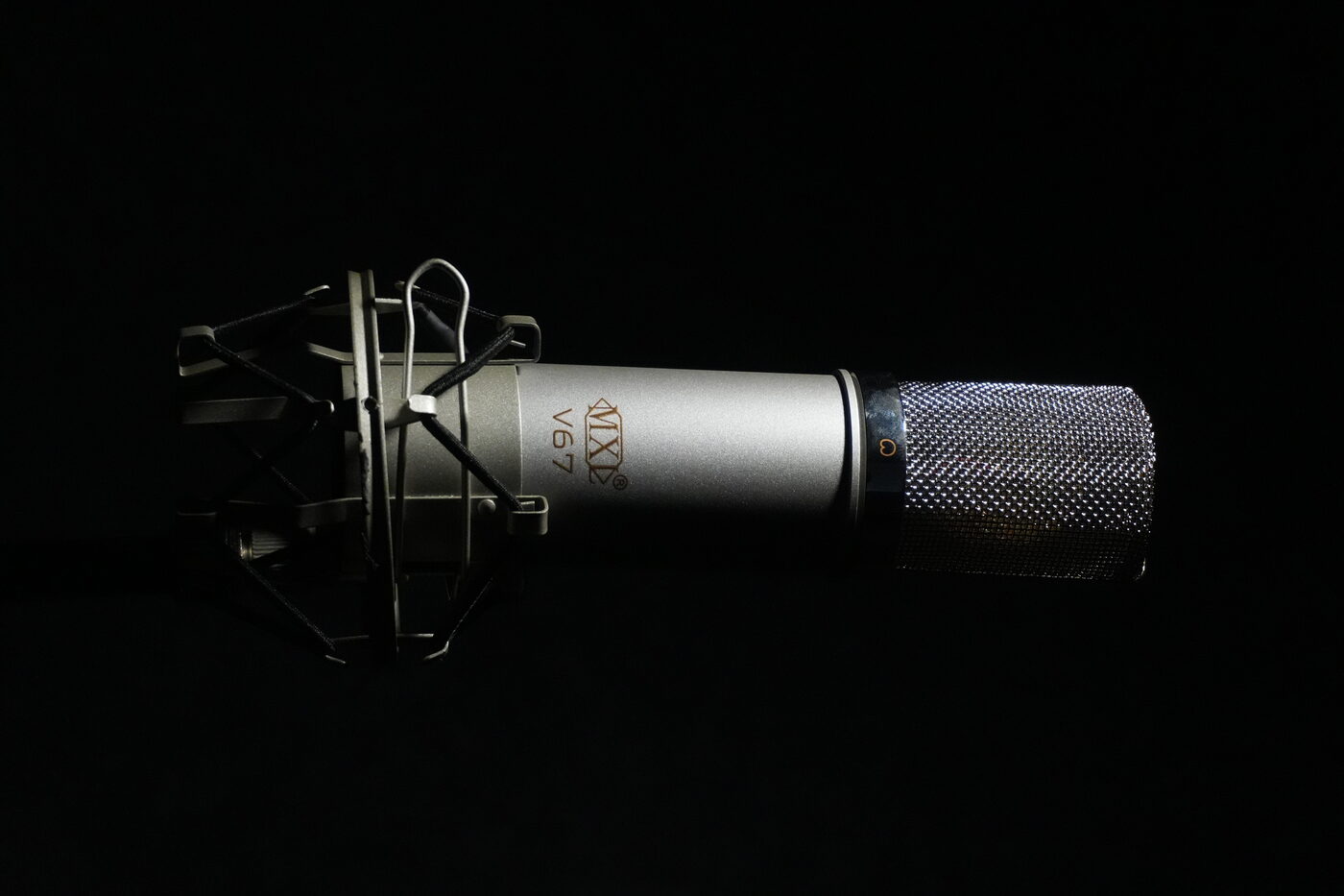 MXL V67 studio voice recording microphone